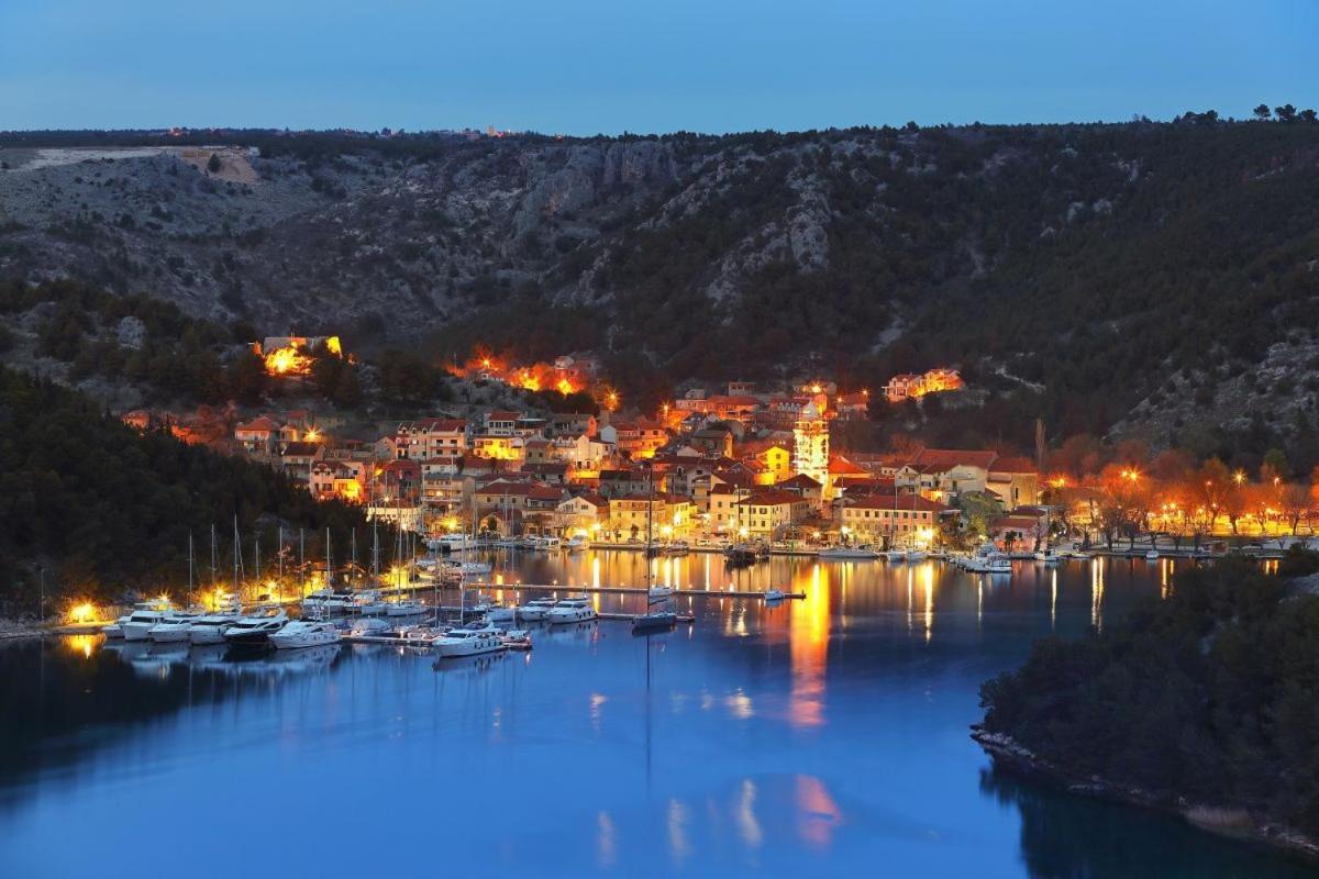 Apartment L&L Šibenik Екстериор снимка